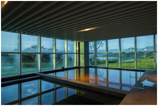 금진온천 내부 전경.<SM그룹 제공>